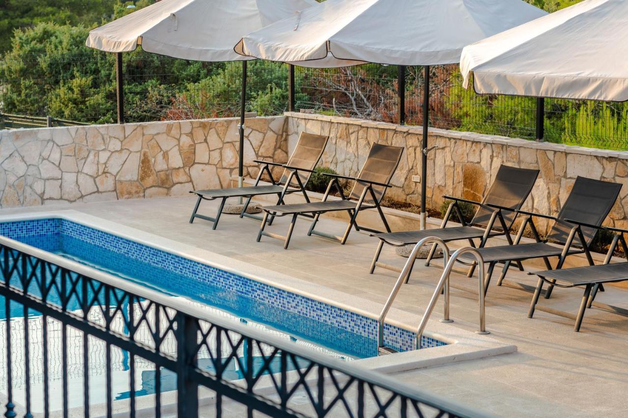 Luxury Apartments Alkar With Swimming Pool Ražanj Exteriér fotografie