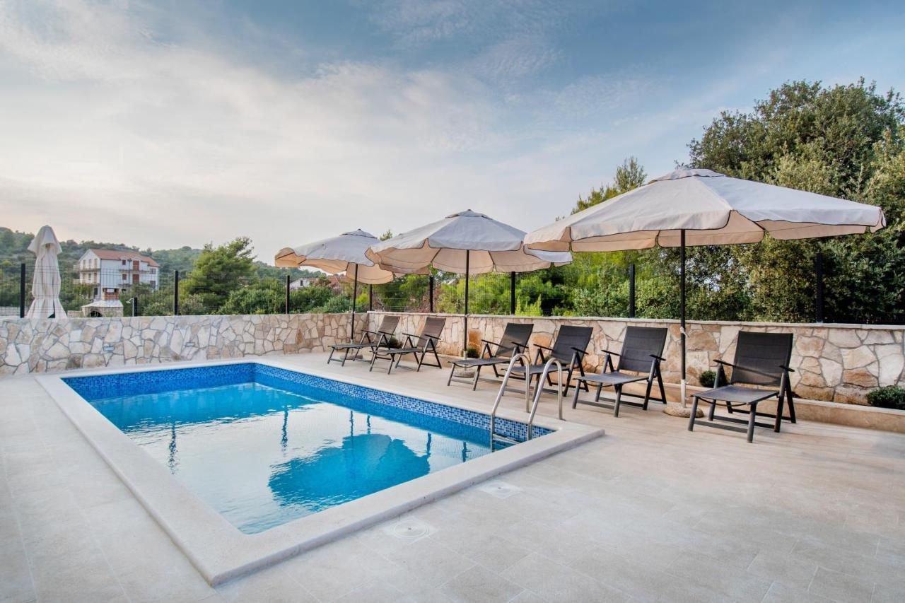 Luxury Apartments Alkar With Swimming Pool Ražanj Exteriér fotografie